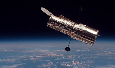 Най-интересните снимки на телескопа Хъбъл