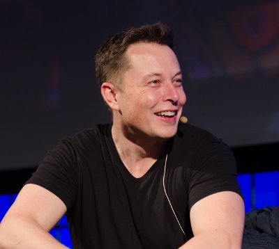Илон Мъск не се притеснява от конкуренцията на Tesla Model 3 Илон Мъск не се притеснява от конкуренцията на Tesla Model 3