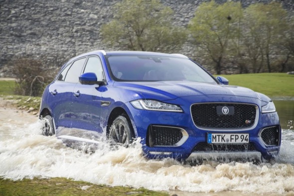 “Умният” F-PACE е най-търсеният автомобил на JAGUAR