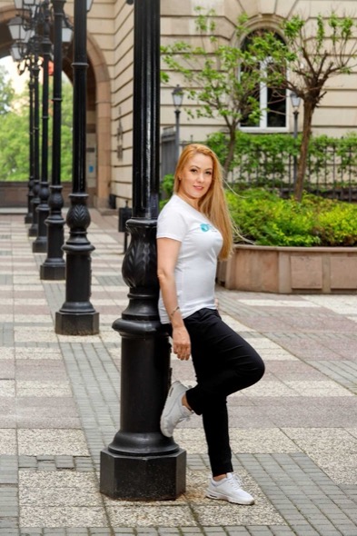 Деси Бакърджиева става лице на Националната информационна кампания „Вземи краката си в ръце активно“