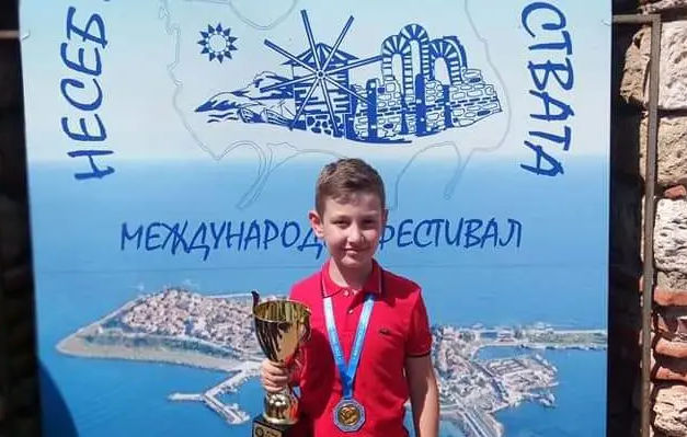 Яков Младеновски: „Щастлив съм, когато реша сложна математическа задача и спечеля медал“