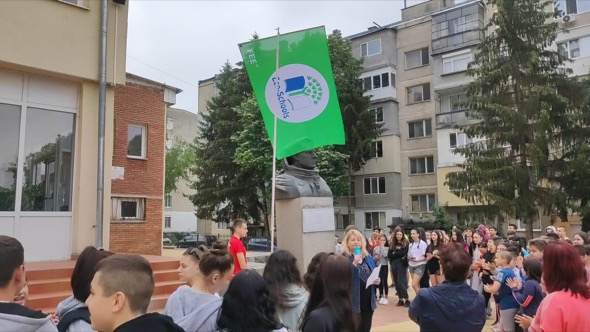 Инициативата „Влез в зеления кръг“ действа като катализатор за въображението и творчеството на учениците