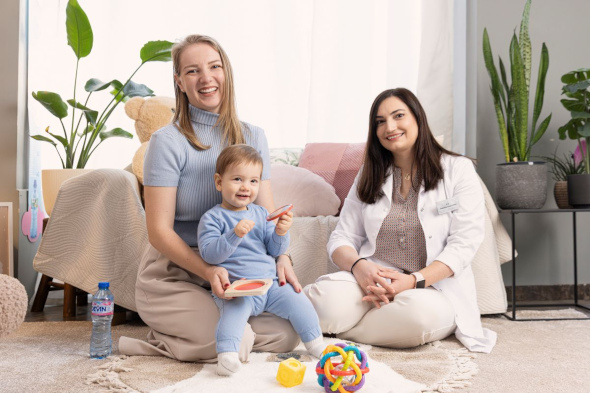 8-ият и 9-ият месец на бебето: време за движение и истинско общуване