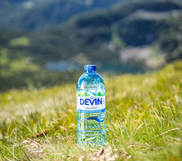 Уролог разкрива какво се случва в тялото ни, ако заменим алкохола с вода